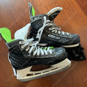 바우어 주니어 아이스하키 스케이트,장갑 11인치