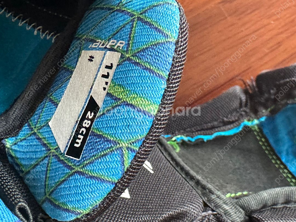 바우어 주니어 아이스하키 스케이트,장갑 11인치--5