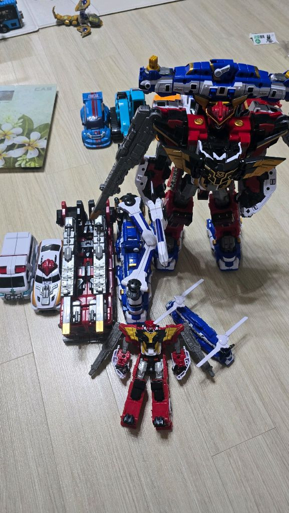 마스터v,기간트v,와일드가디--2