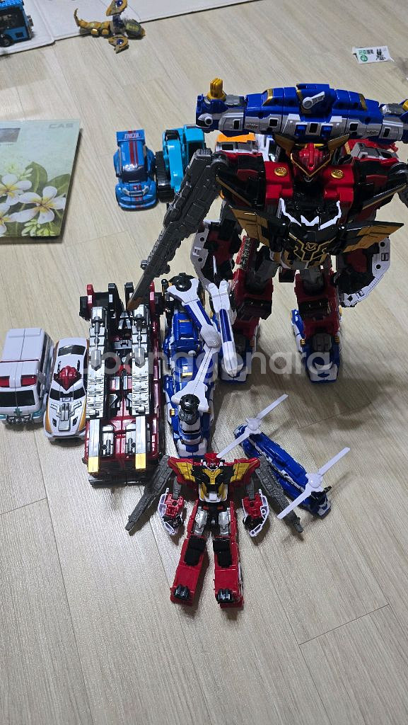 또봇 닥쎈붐,마스터v,기간트v,메탈카드봇,와일드가디--4