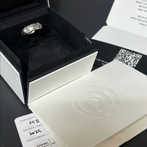 샤넬 코코크러쉬 스몰 화이트골드 57호