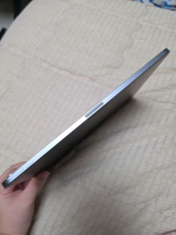 애플 아이패드 에어 6세대 11인치 128 + 애플펜슬--2