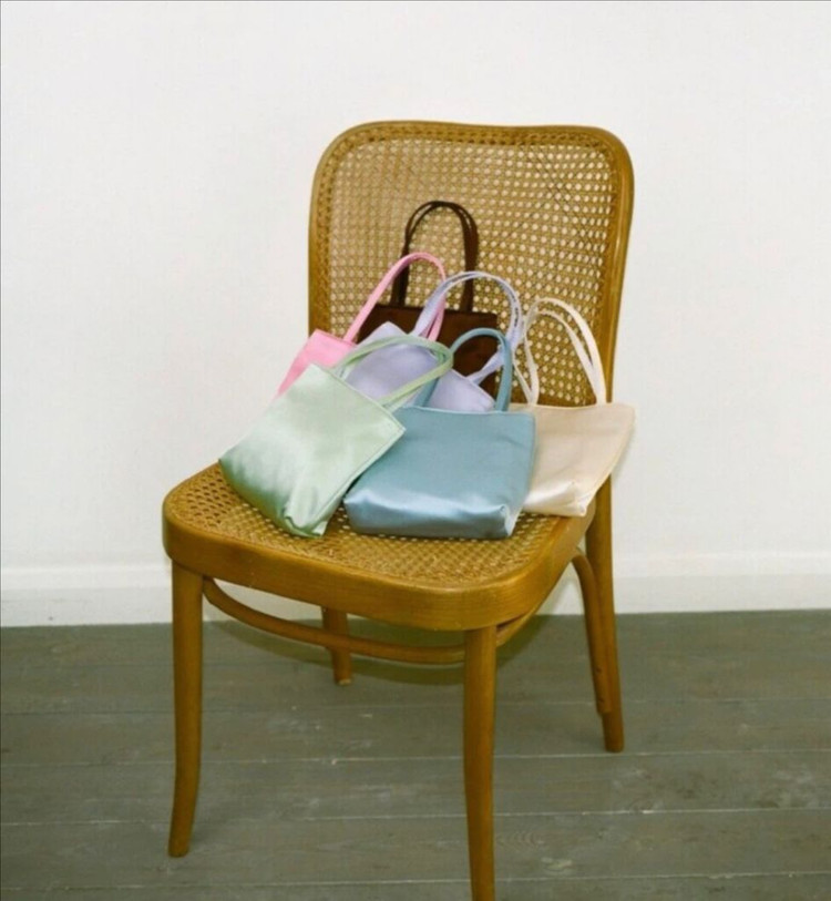 hai 리틀 실크백 라이트블루 색상 이미지