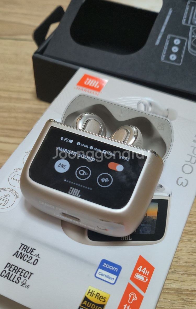 JBL TOUR PRO 3 이어폰 라떼--1