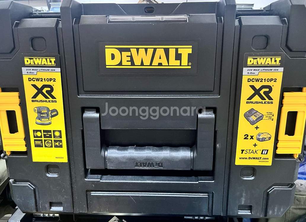 디월트 충전식 원형샌더 dcw210p2--0