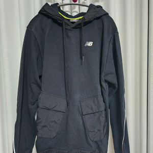 뉴발란스 후드