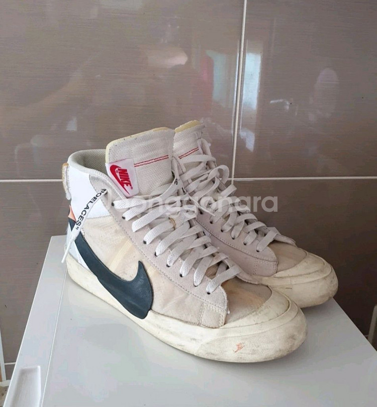 나이키 오프화이트 블레이저 미드 정품 270mm--1