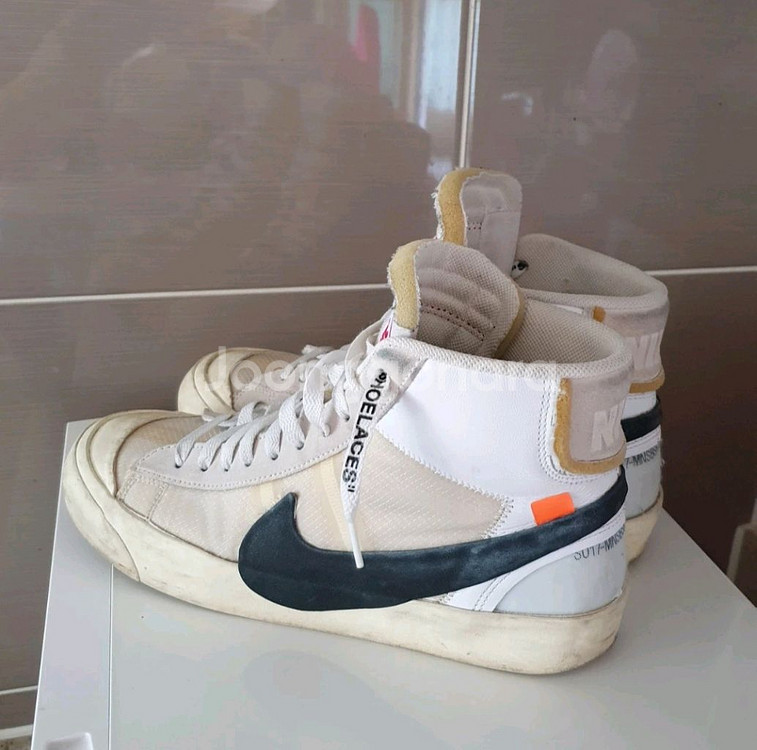 나이키 오프화이트 블레이저 미드 정품 270mm--2