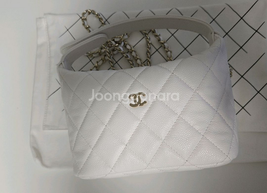 샤넬 화이트 미니 호보백--2