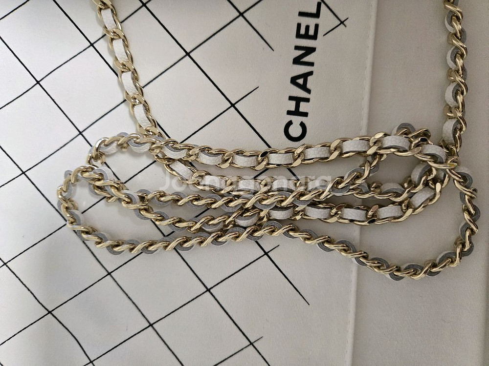 샤넬 화이트 미니 호보백--4