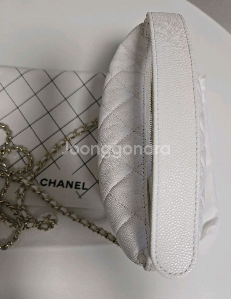샤넬 화이트 미니 호보백--3