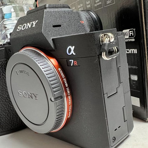 sony a7r4바디팝니다.