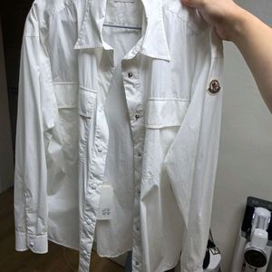 몽클레어 바람막이 셔츠 자켓 판매합니다