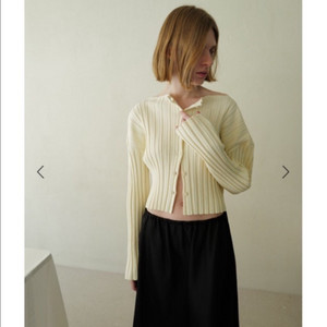 르917 MILLIE RIB KNIT CARDIGAN