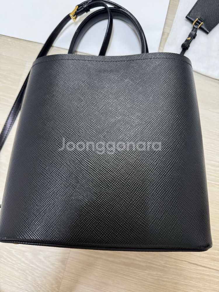 프라다 파니에사피아노 미듐백--3