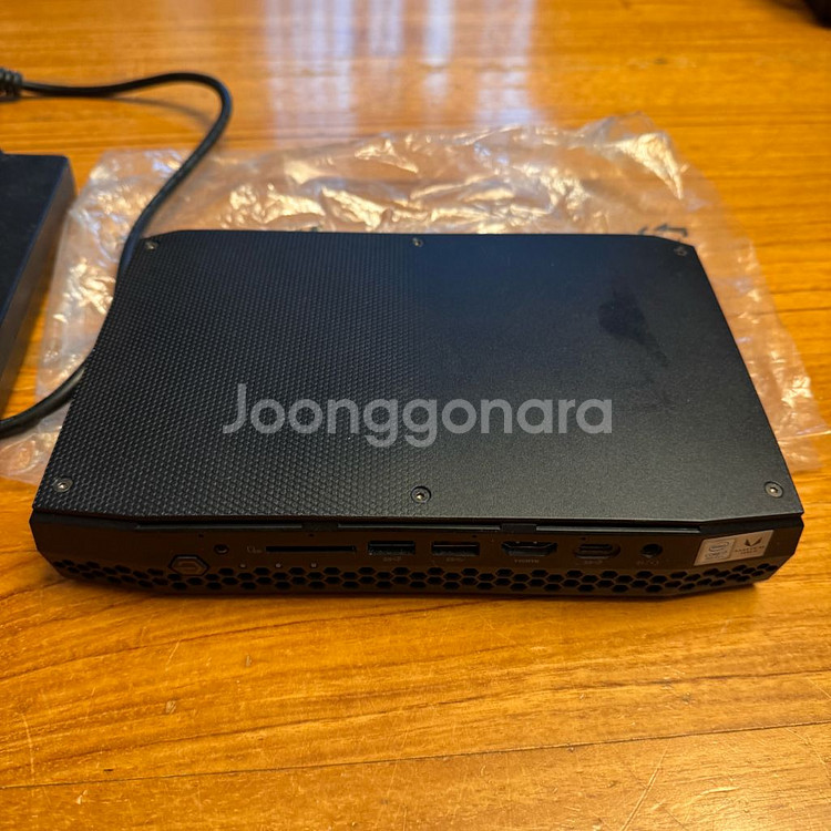 인텔 NUC8i7HVK 미니PC 하데스 캐년 Kit--0
