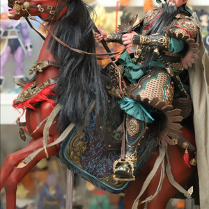 인플레임토이즈 관우 & 적토마 합본팝니다.