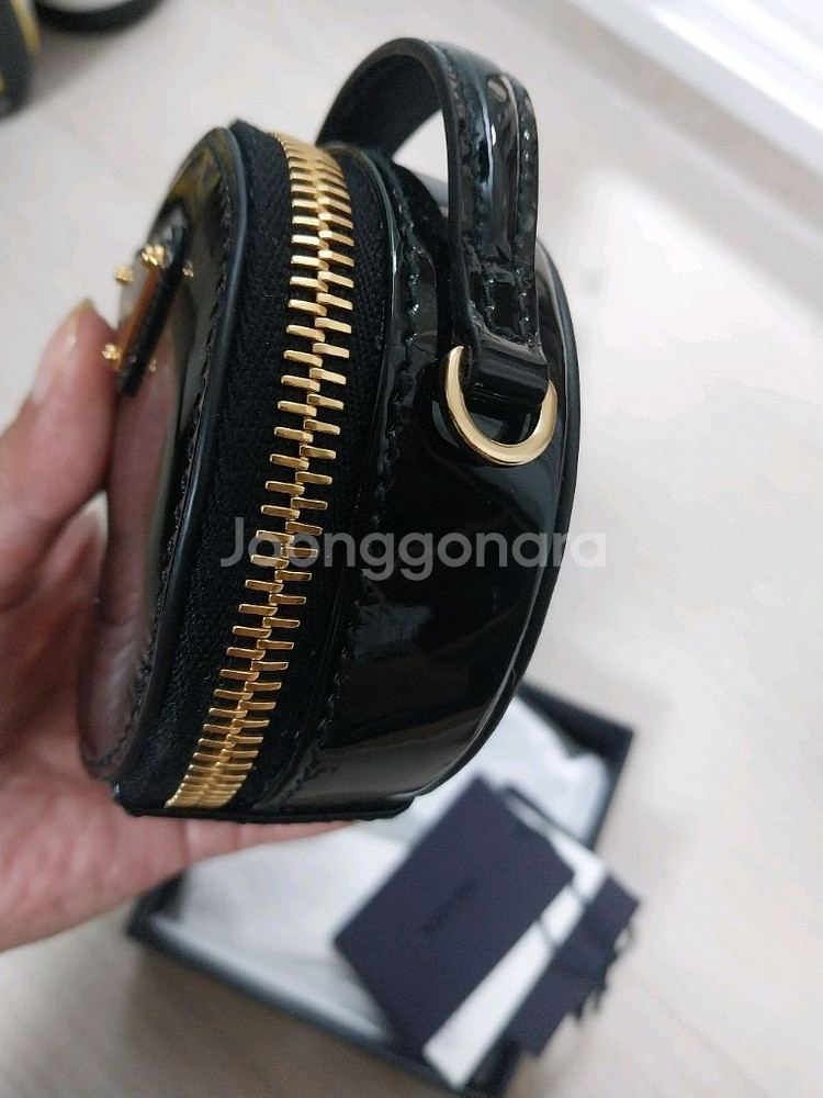 정품 프라다 페이넌트 가방 동그리백 새상품--4
