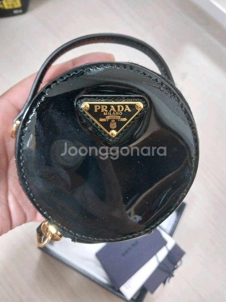 정품 프라다 페이넌트 가방 동그리백 새상품--2