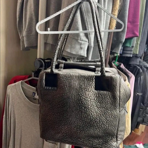 굿상아 리버 여성 숄더백