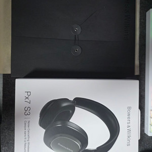 바워스앤윌킨스 PX7 S3 블랙 팝니다.