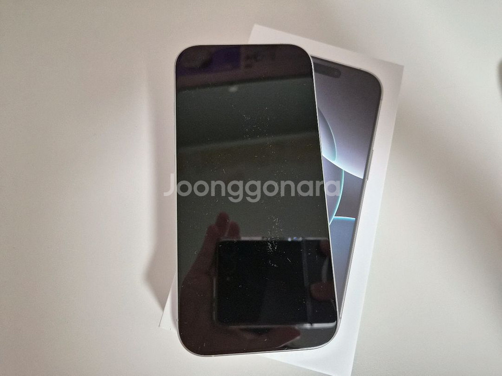 아이폰16pro 512GB (화이트 티타늄) 팝니다--2