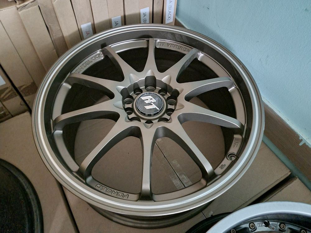 18인치 아슬란 에쿠스 올뉴K7 스팅어 제네시스쿠페--1