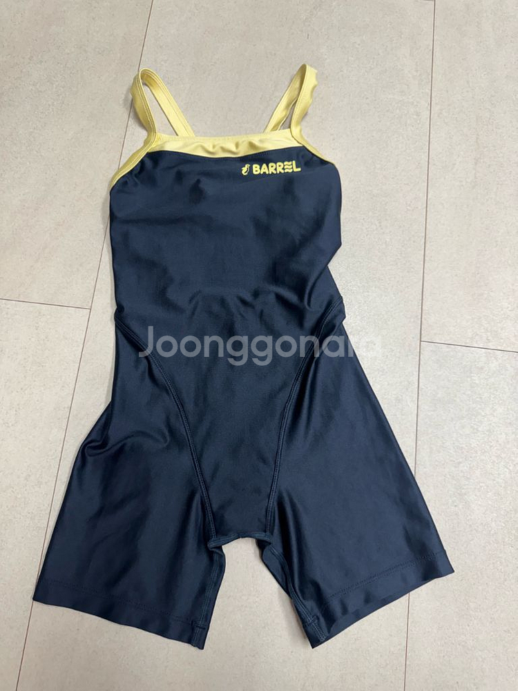 배럴키즈 수영복 120사이즈--0