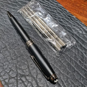 몽블랑 울트라블랙 볼펜