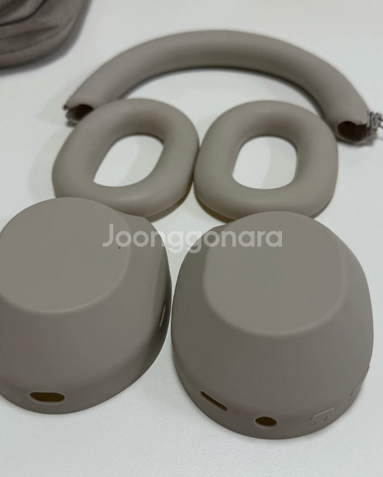 소니 WH-1000XM5 헤드폰--9