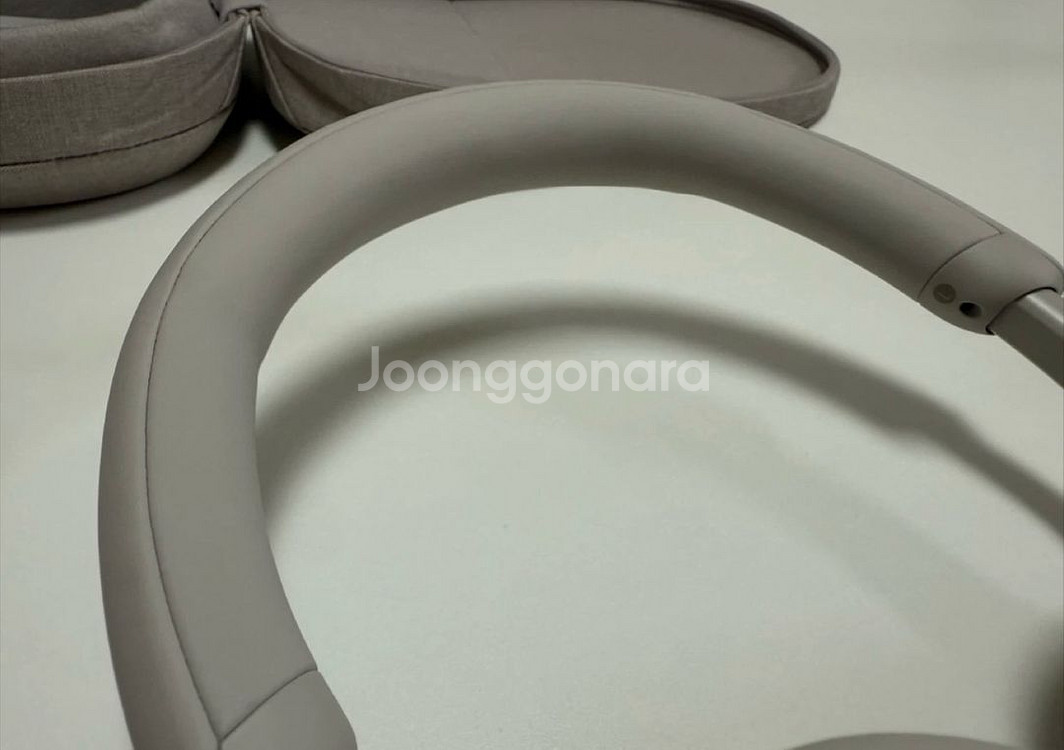 소니 WH-1000XM5 헤드폰--8