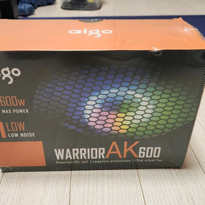미개봉 Aigo 600w 파워 서플라이 팝니다