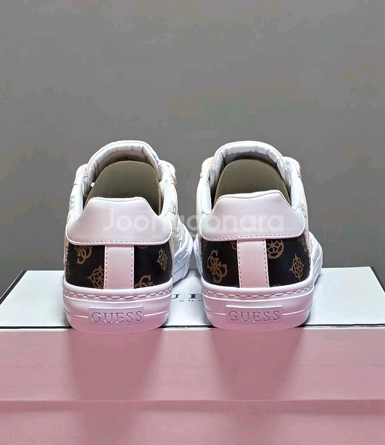 게스(GUESS) 스니커즈 245~250 [새상품]--4