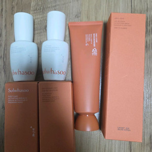 설화수 윤조에센스30ml, 옥용팩 120ml 미개봉