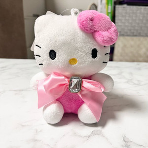 헬로키티 인형