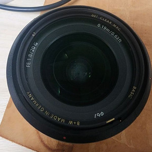 소니 20.8g 20mm f1.8g sel20f18g