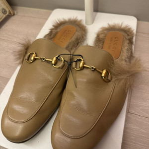 구찌 정품 홀스빗 퍼 블로퍼 베이지