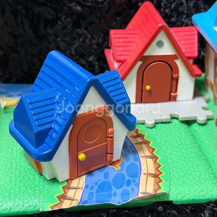 동숲 동물의숲 집 피규어 숲을 만들자 빨간지붕 파란지붕--1