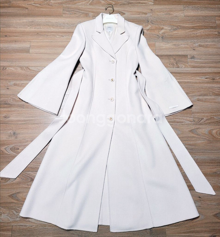 그레이스 유 세티아 싱글 핸드메이드 코트 판매.--2