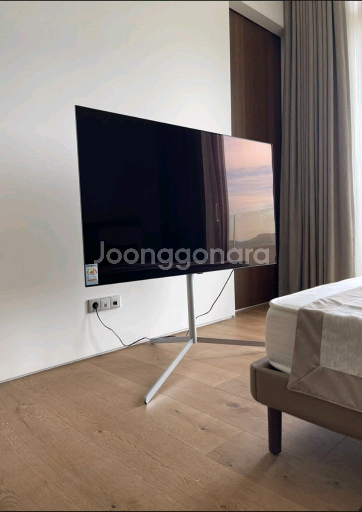 LG OLED 65인치 TV 거치대만팝니다--0