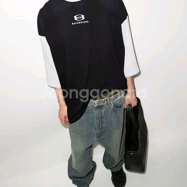 발렌시아가 유니티 3/4 티셔츠--3