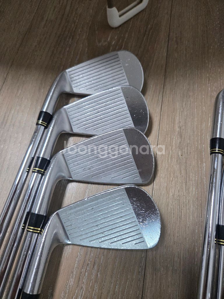 브리지스톤 V300-4 풀셋 저렴히 판매합니다--5