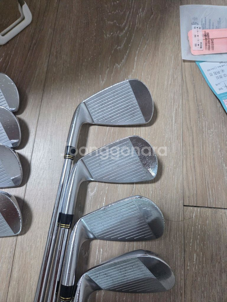 브리지스톤 V300-4 풀셋 저렴히 판매합니다--4