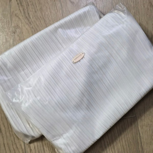 설화수,아이오페,헤라 파우치 등