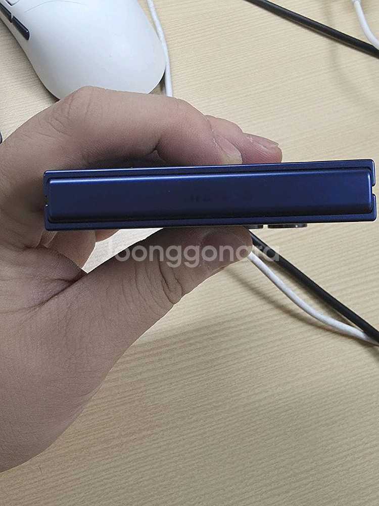 갤럭시 Z플립7 256GB 유심기변용--4