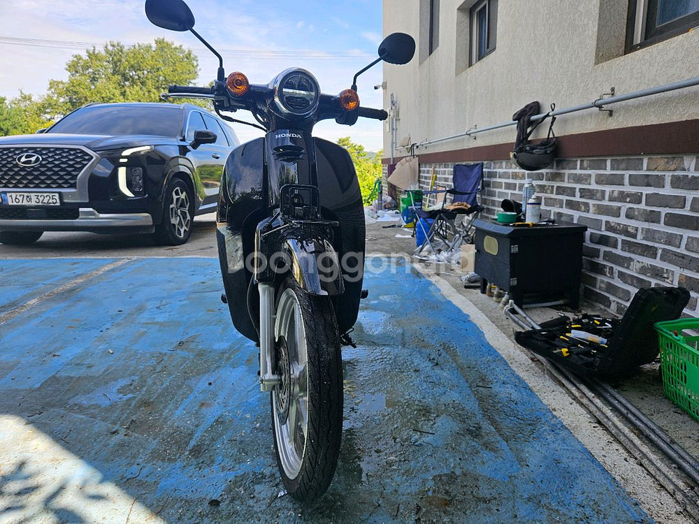 슈퍼커브110/23년식/1천키로/신차급차량--2