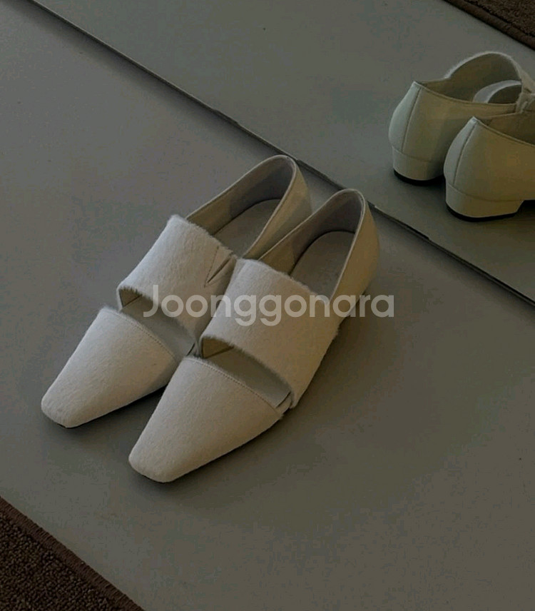 피에톤 HOV cutout loafer_ecru/ 37--7