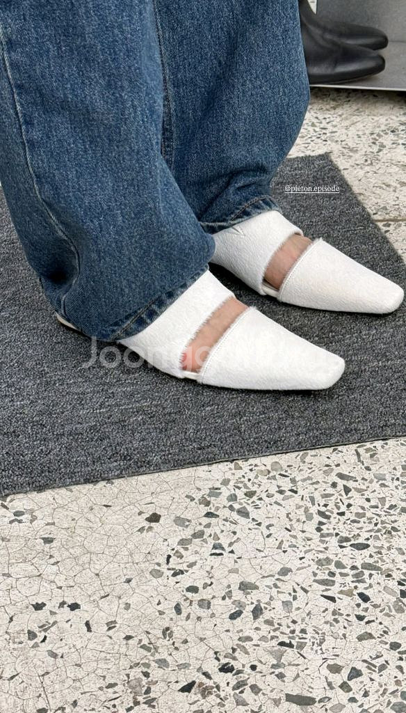 피에톤 HOV cutout loafer_ecru/ 37--8