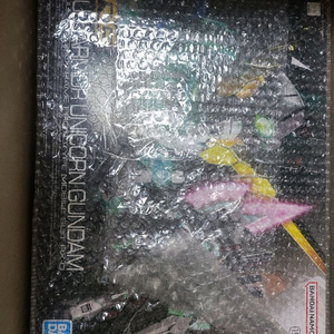 rg 풀아머 유니콘 건담 미개봉