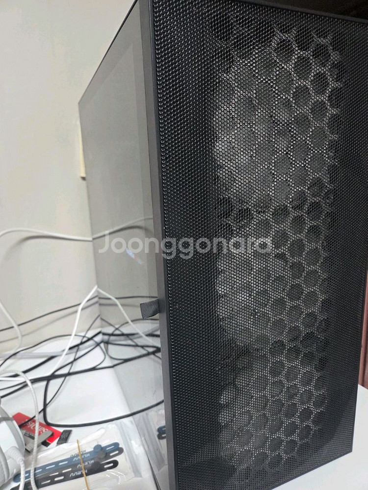 5800x 6800xt 본체 판매합니다.--1